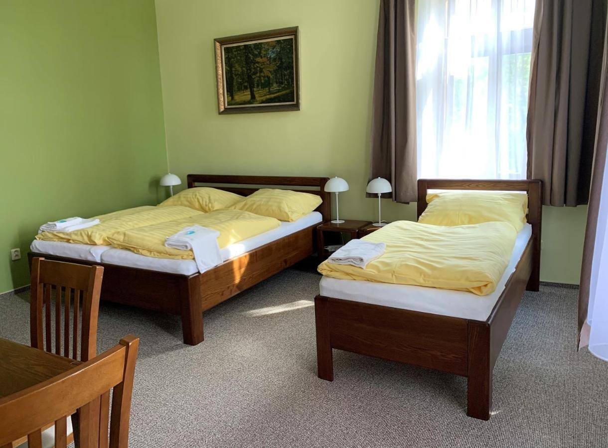 Penzion Vila Machu Kopřivnice Eksteriør bilde